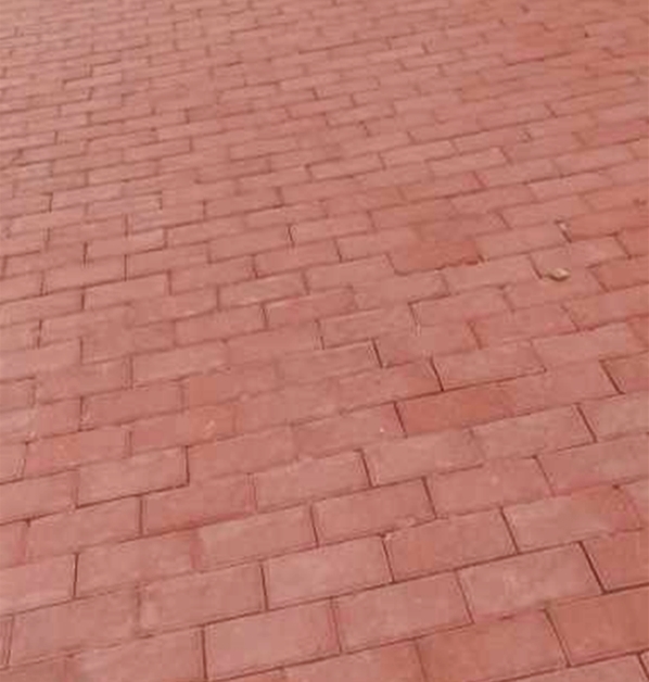 洛陽老城區中鑫家苑透水磚施工效果展示